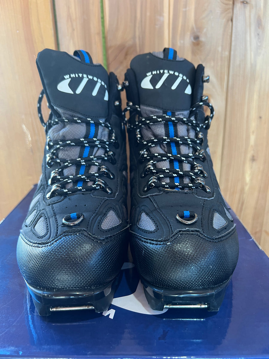 Demo Whitewoods XC 302 NNN Alpine Cross Country Ski Boots | ExploreVI
