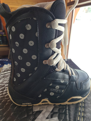 nitro barrage boa snowboard boots Nitro Barrage Snowboard Boot Womens Size 6.5