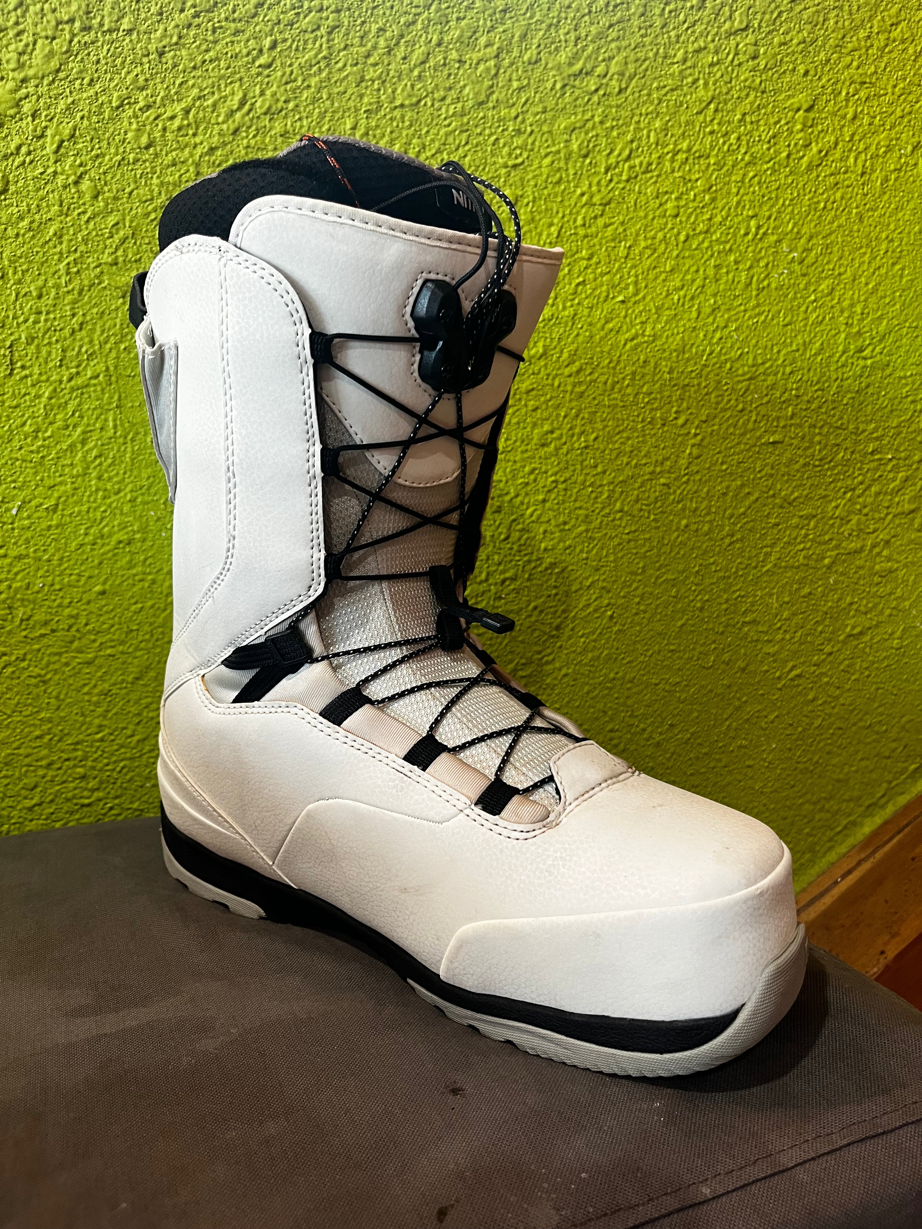 Nitro Venture TLS Snowboard Boots (WHITE)