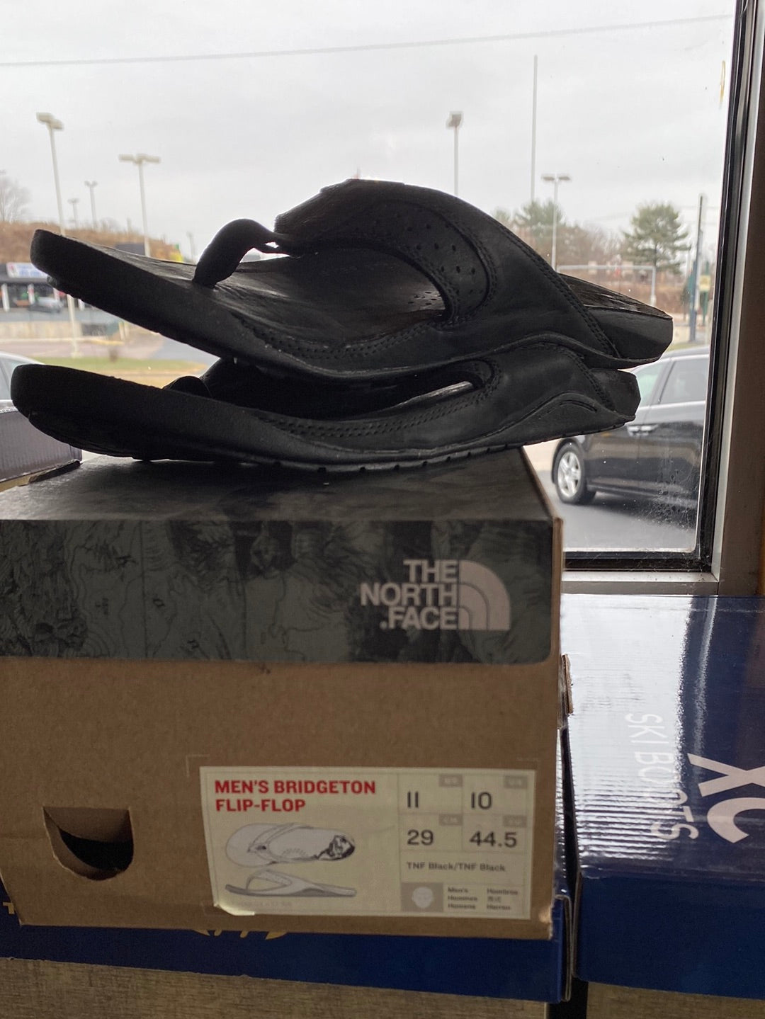 The North Face Men display picture 1